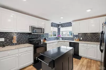 7877 White Sands Blvd, Navarre Beach, FL 32566 - Photo 14