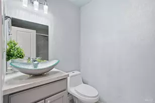 305 N Madison Dr, Pensacola, FL 32505 - Photo 30