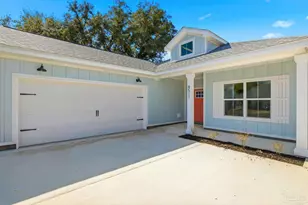 8511 Barrancas St, Navarre, FL 32566 - Photo 2