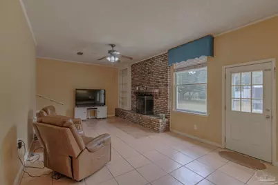 2700 Nandora Ave, Pensacola, FL 32526 - Photo 16