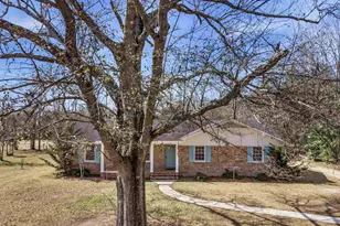 200 14th Ave, Atmore, AL 36502 - Photo 2