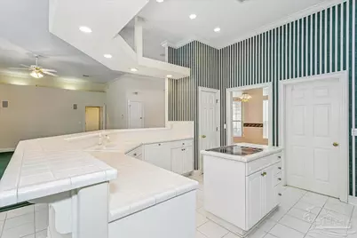 5029 High Pointe Dr, Pensacola, FL 32505 - Photo 12