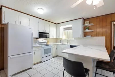 506 Fairpoint Dr, Gulf Breeze, FL 32561 - Photo 14