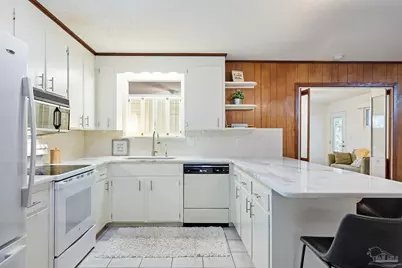 506 Fairpoint Dr, Gulf Breeze, FL 32561 - Photo 16