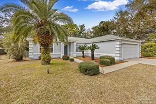 1863 Eagle Ln, Navarre, FL 32566 - Photo 2