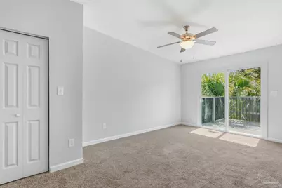 6473 Lakeshore Dr, Milton, FL 32570 - Photo 10