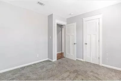 810 W Lakeview Ave, Pensacola, FL 32501 - Photo 18