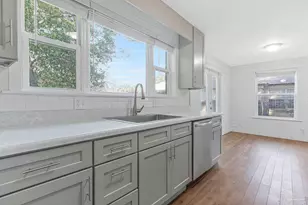 810 W Lakeview Ave, Pensacola, FL 32501 - Photo 12