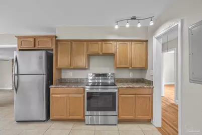 830 Moreno St, Pensacola, FL 32501 - Photo 12