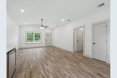 3011 N 15th Ave, Milton, FL 32583 - Photo 12