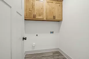 3011 N 15th Ave, Milton, FL 32583 - Photo 6