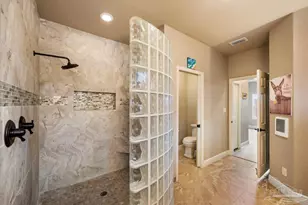 4154 Oak Pointe Dr, Gulf Breeze, FL 32563 - Photo 6