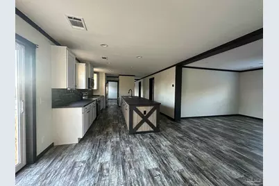 9751 Aloha Ln, Pensacola, FL 32526 - Photo 2