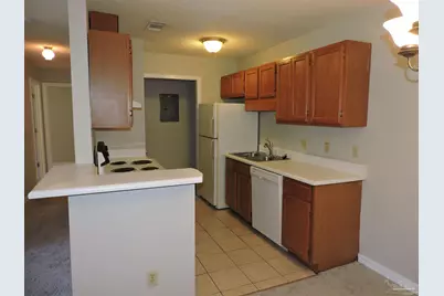 2303 W Michigan Ave #H-9, Pensacola, FL 32526 - Photo 2