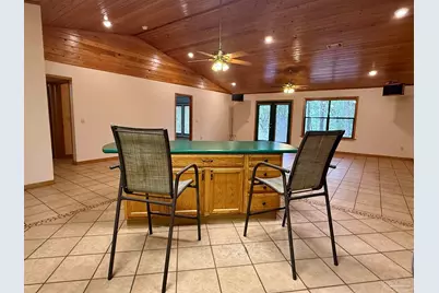 7769 Lakeside Dr, Milton, FL 32571 - Photo 6