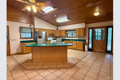 7769 Lakeside Dr, Milton, FL 32571 - Photo 4