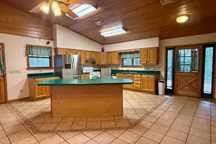 7769 Lakeside Dr, Milton, FL 32571 - Photo 4