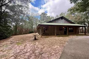 7769 Lakeside Dr, Milton, FL 32571 - Photo 1