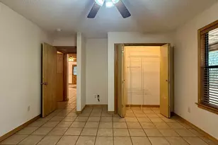 7769 Lakeside Dr, Milton, FL 32571 - Photo 10