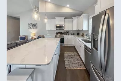 241 N H St, Pensacola, FL 32502 - Photo 24