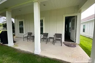 241 N H St, Pensacola, FL 32502 - Photo 32