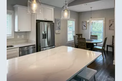 241 N H St, Pensacola, FL 32502 - Photo 26