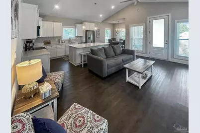 241 N H St, Pensacola, FL 32502 - Photo 20