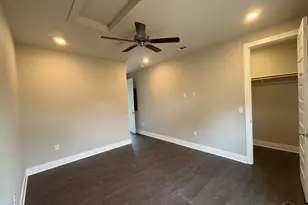 241 N H St, Pensacola, FL 32502 - Photo 8