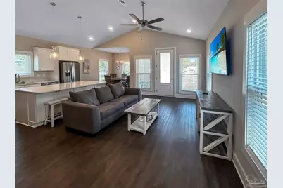 241 N H St, Pensacola, FL 32502 - Photo 22