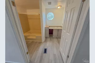 904 Brookhills Dr, Cantonment, FL 32533 - Photo 52