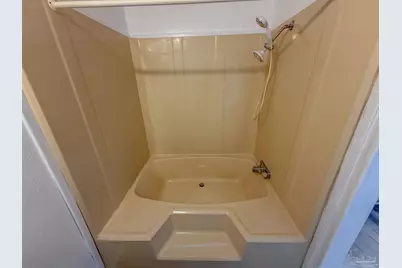 904 Brookhills Dr, Cantonment, FL 32533 - Photo 56