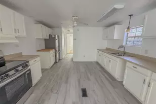 904 Brookhills Dr, Cantonment, FL 32533 - Photo 22