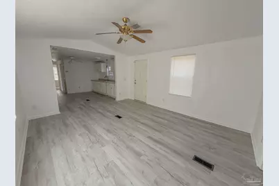 904 Brookhills Dr, Cantonment, FL 32533 - Photo 18