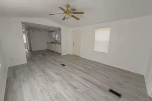 904 Brookhills Dr, Cantonment, FL 32533 - Photo 18