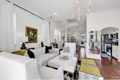 554 Santos St, Pensacola, FL 32504 - Photo 6