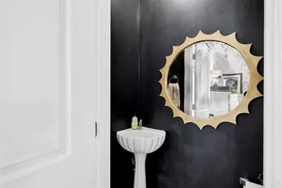 554 Santos St, Pensacola, FL 32504 - Photo 12