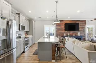 6608 Carlinga Dr, Pensacola, FL 32507 - Photo 8