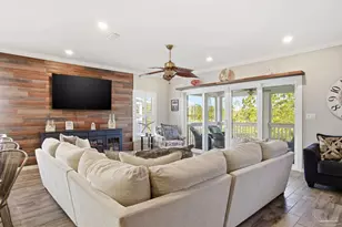 6608 Carlinga Dr, Pensacola, FL 32507 - Photo 12