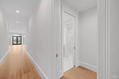 800 S Palafox St #201, Pensacola, FL 32502 - Photo 16