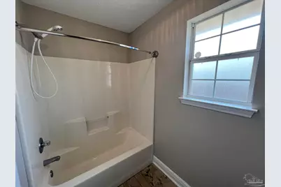 7230 Annandale Dr, Pensacola, FL 32526 - Photo 24