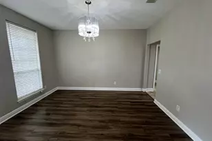 7230 Annandale Dr, Pensacola, FL 32526 - Photo 6