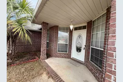 7230 Annandale Dr, Pensacola, FL 32526 - Photo 2