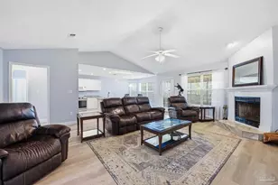 1939 Melissa Oaks Dr, Gulf Breeze, FL 32563 - Photo 2