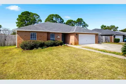 1939 Melissa Oaks Dr, Gulf Breeze, FL 32563 - Photo 1