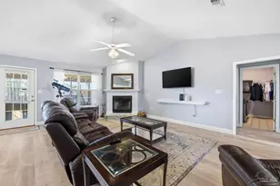 1939 Melissa Oaks Dr, Gulf Breeze, FL 32563 - Photo 8