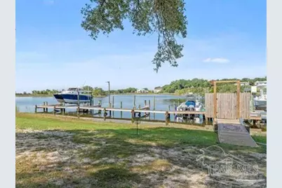 300 Bayou Blvd #106, Pensacola, FL 32503 - Photo 2