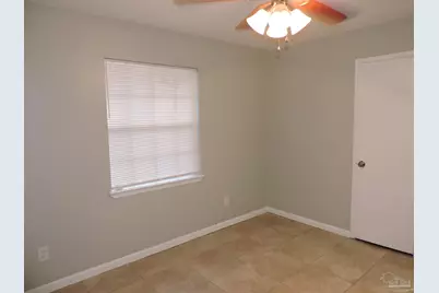 5094 Yacht Harbour Cir, Pensacola, FL 32514 - Photo 10