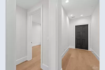 800 S Palafox St #301, Pensacola, FL 32502 - Photo 4