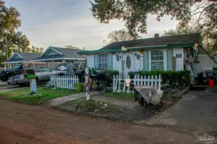 1216 1/2 N X St, Pensacola, FL 32505 - Photo 2