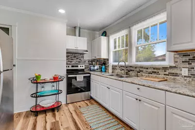 2500 W Jackson St, Pensacola, FL 32505 - Photo 16